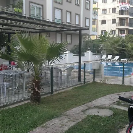 Badem Sitesi * أنطاليا